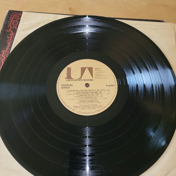CRYSTAL GAYLE Crystal LP 1976 United Artists Records UA-LA614-G Country Pop LP6 - Picture 7 of 9